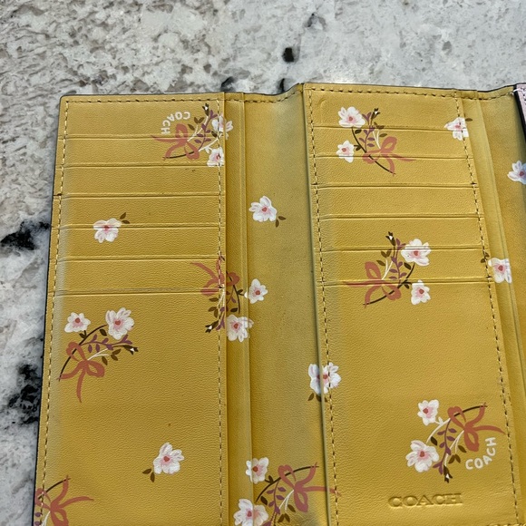 Coach 1941 Glovetanned Leather Slim Trifold Wallet Ice Pink/Multi F29978 - Picture 8 of 9